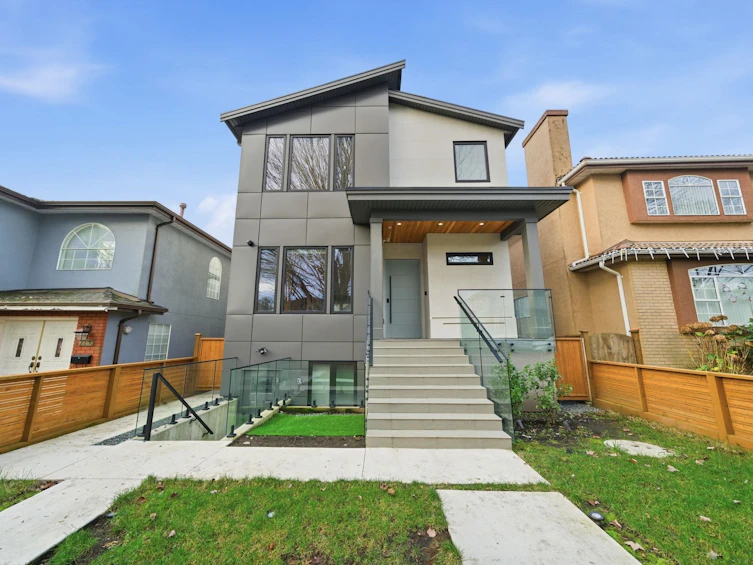 7851 Cartier Street, Vancouver, BC, V6P 4T3