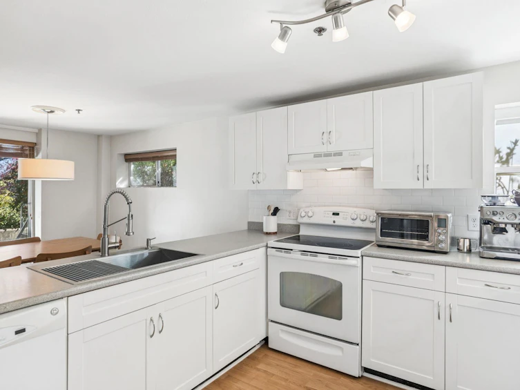 4306 Sophia Street, Vancouver, BC, V5V 3V7 - 11