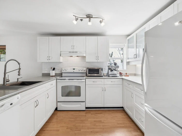 4306 Sophia Street, Vancouver, BC, V5V 3V7 - 12