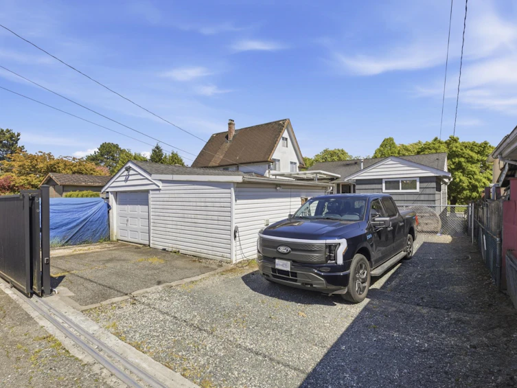 45 Renfrew Street, Vancouver, BC, V5K 4A5 - 26