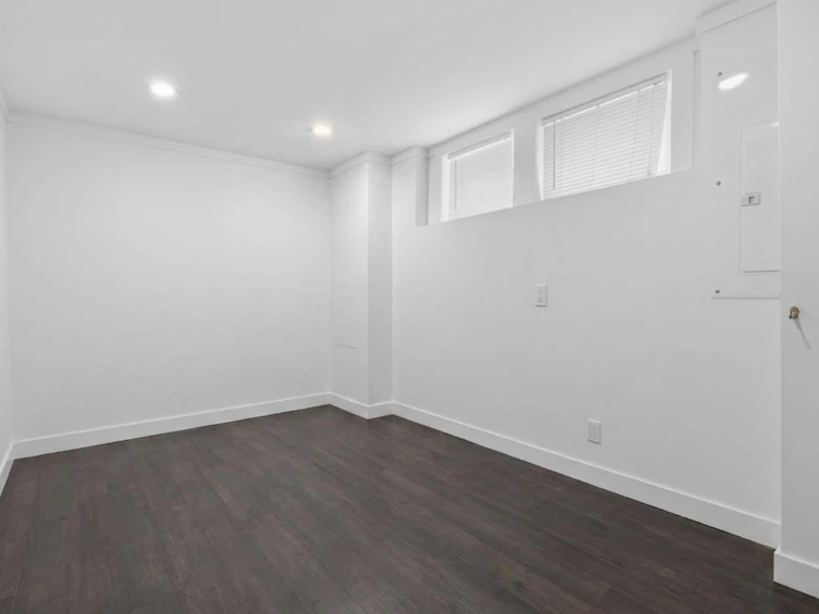 45 Renfrew Street, Vancouver, BC, V5K 4A5 - 21