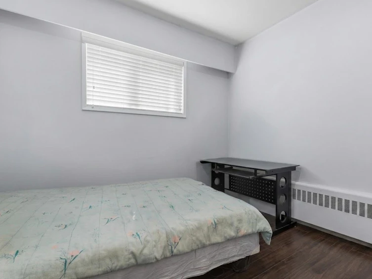 45 Renfrew Street, Vancouver, BC, V5K 4A5 - 13