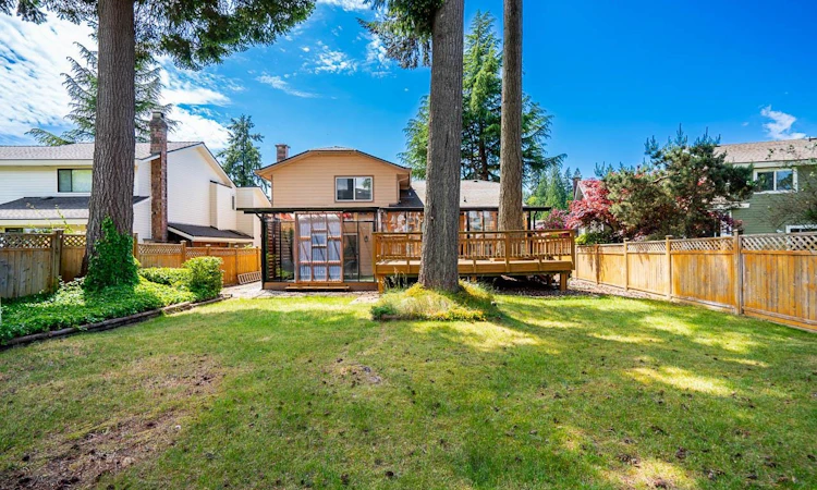 10764 Fraserglen Drive