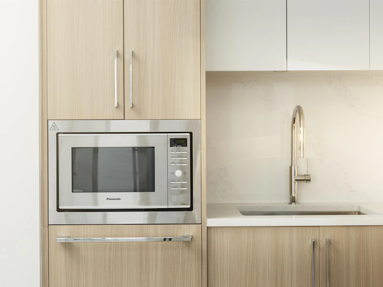303-9675 King George Boulevard, Surrey, BC, V3T 0T7 - 23