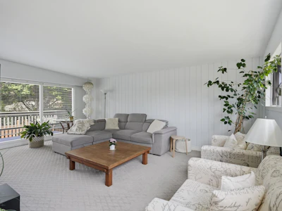 1679 58 Street - 5