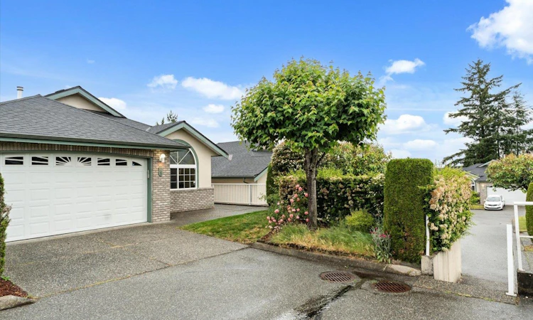 25-32777 Chilcotin Drive
