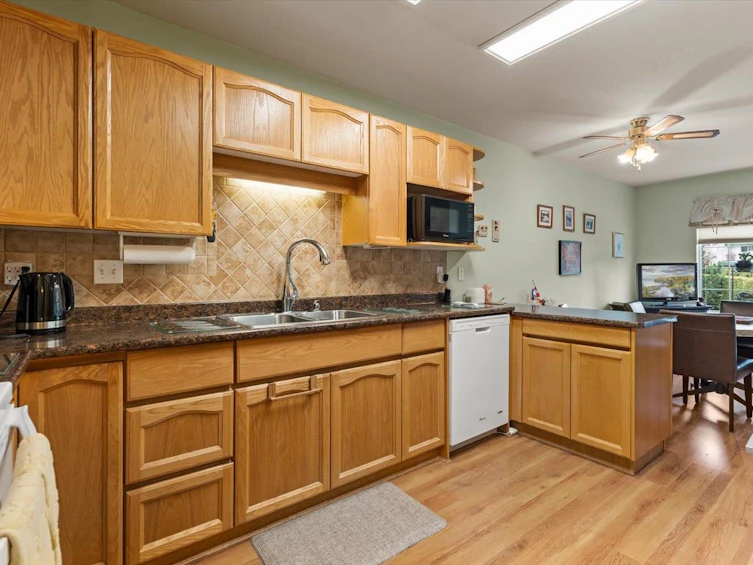 54-3110 Trafalgar Street, Abbotsford, BC, V2S 7X7 - 16
