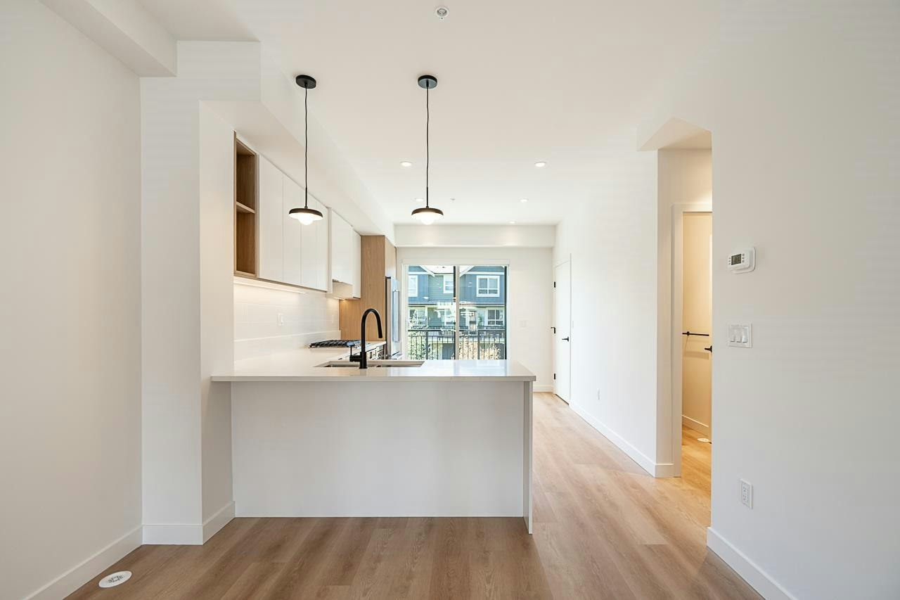 10-388 Duncan Street, New Westminster, BC, V3M 0P9 - 35