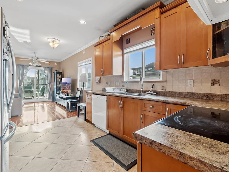 268 Hampton Street, New Westminster, BC, V3M 5L9 - 11