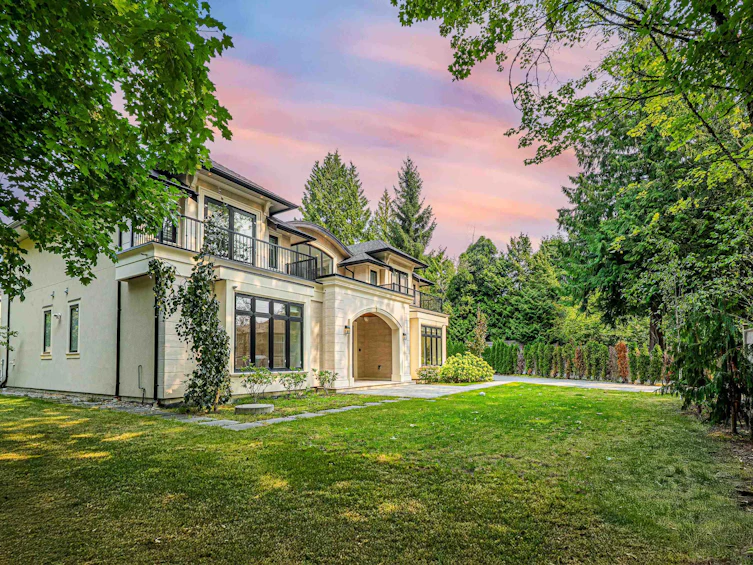 1048 Handsworth Road, North Vancouver, BC, V7R 2A6 - 3