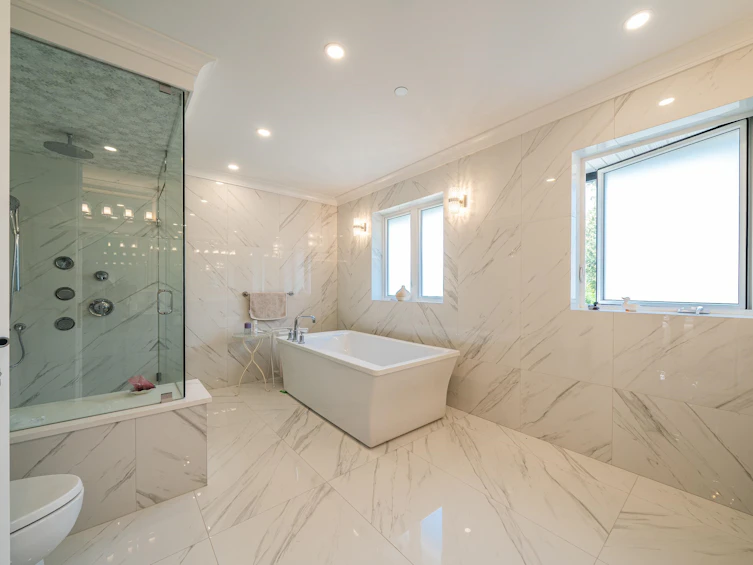 1048 Handsworth Road, North Vancouver, BC, V7R 2A6 - 36