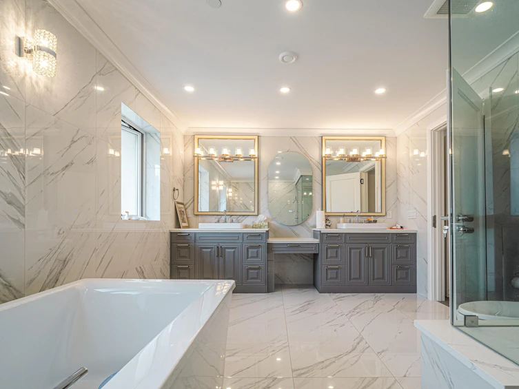 1048 Handsworth Road, North Vancouver, BC, V7R 2A6 - 37