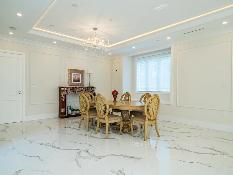 1048 Handsworth Road, North Vancouver, BC, V7R 2A6 - 11