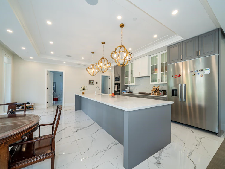 1048 Handsworth Road, North Vancouver, BC, V7R 2A6 - 23