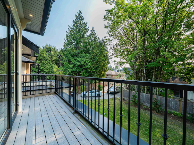 1048 Handsworth Road, North Vancouver, BC, V7R 2A6 - 34