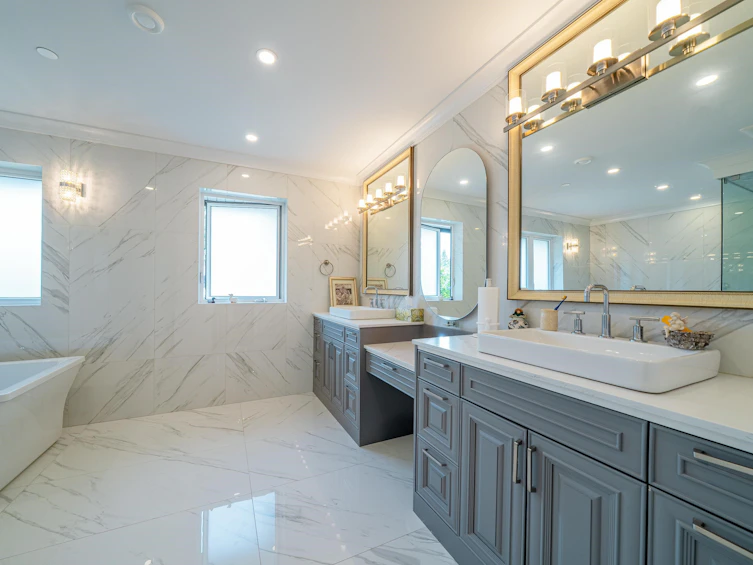 1048 Handsworth Road, North Vancouver, BC, V7R 2A6 - 35