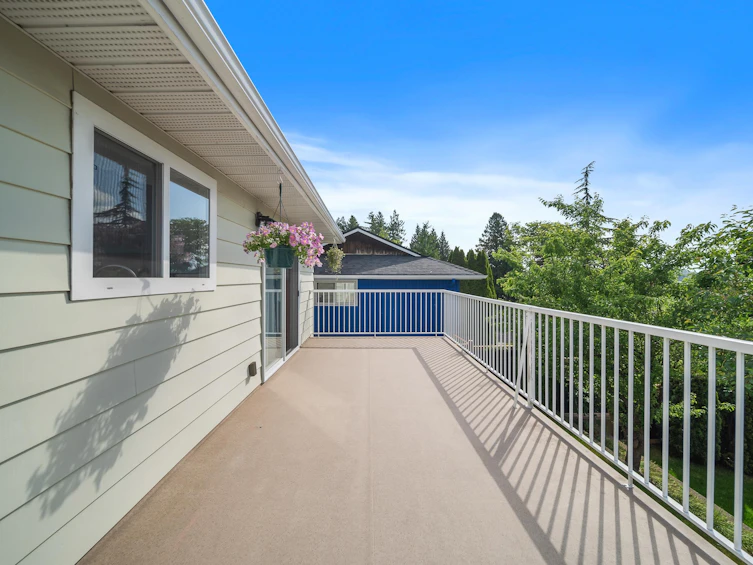 35382 Rockwell Drive, Abbotsford, BC, V3G 2C8 - 35