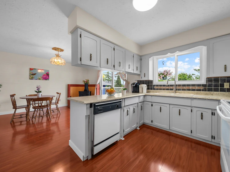 35382 Rockwell Drive, Abbotsford, BC, V3G 2C8 - 15