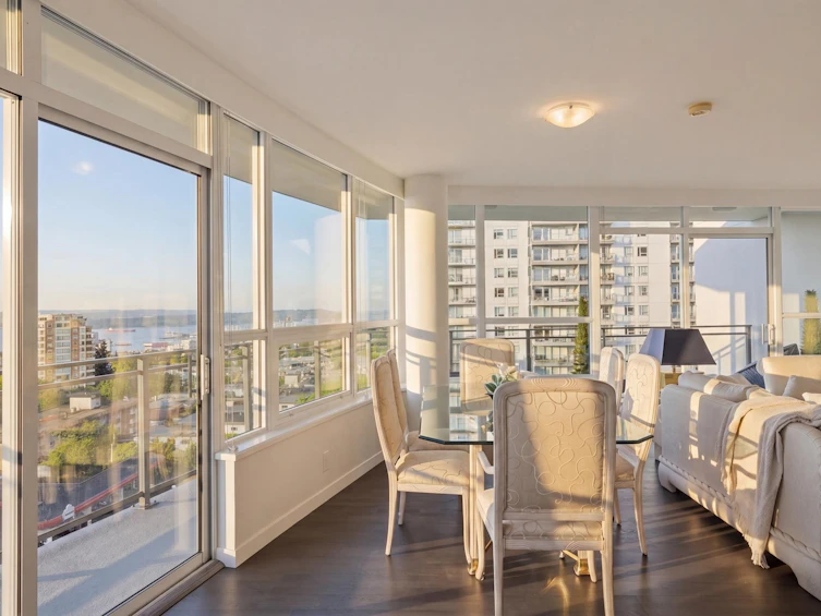 906-112 E 13th Street, North Vancouver, BC, V7L 0E4 - 10