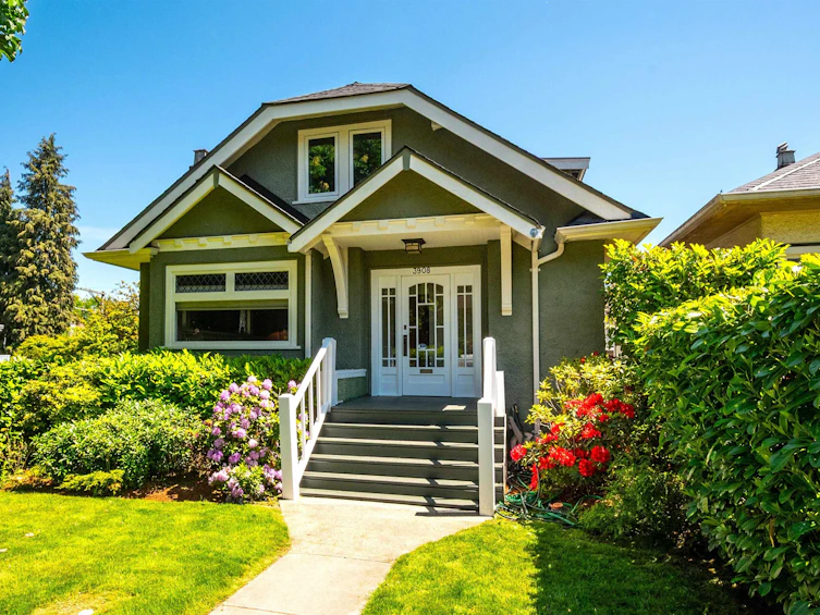 3908 Blenheim Street, Vancouver, BC, V6L 2Y7