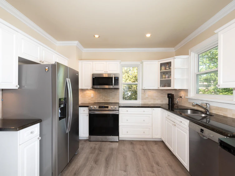 3908 Blenheim Street, Vancouver, BC, V6L 2Y7 - 8