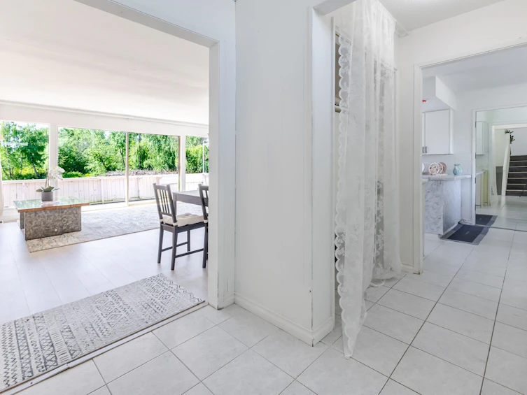 11480 Granville Avenue, Richmond, BC, V6Y 1R6 - 4