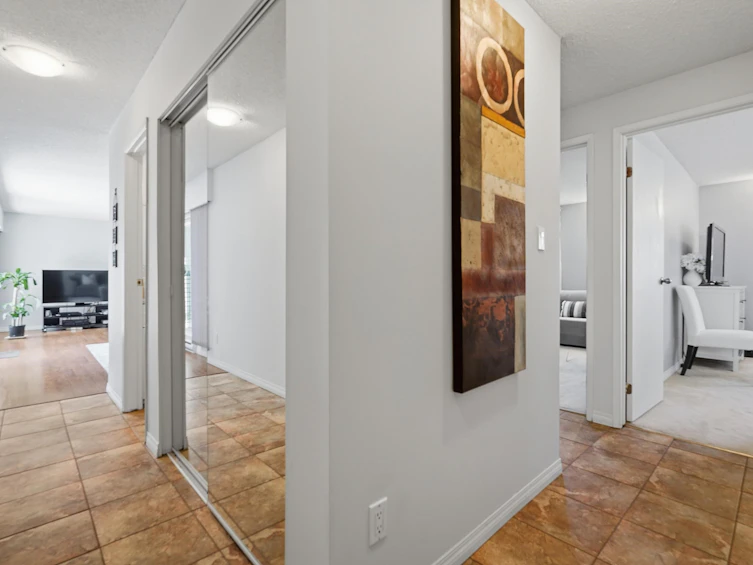 205-15041 Prospect Avenue, Surrey, BC, V4B 2B5 - 20