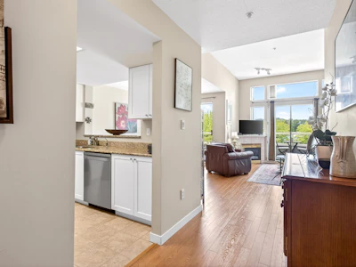 409-220 Newport Drive - 3