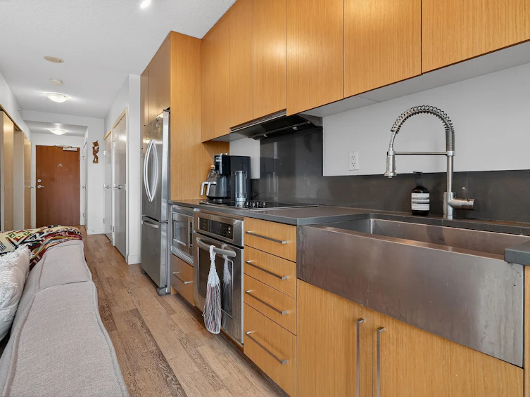904-251 E 7th Avenue, Vancouver, BC, V5T 0B9 - 8