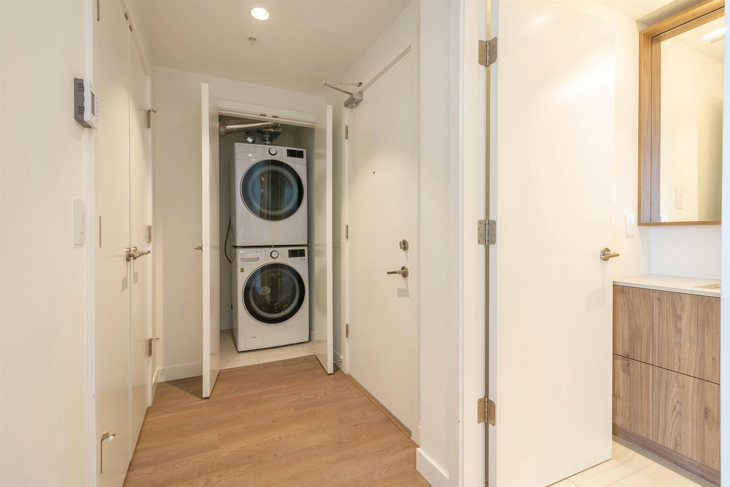 2002-505 Nelson Street, Coquitlam, BC, V3J 0R5 - 23