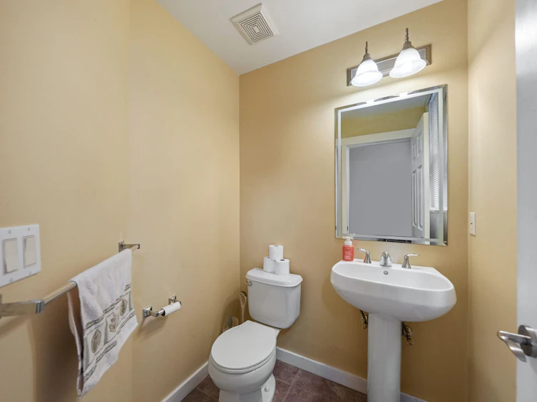 15130 62 Avenue, Surrey, BC, V3S 5J7 - 9