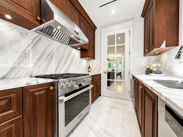 5188 Yew Street, Vancouver, BC, V6M 4L6 - 13