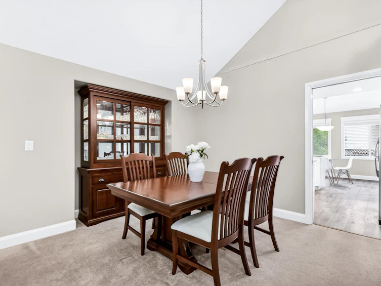 6428 188a Street, Surrey, BC, V3S 8V8 - 5