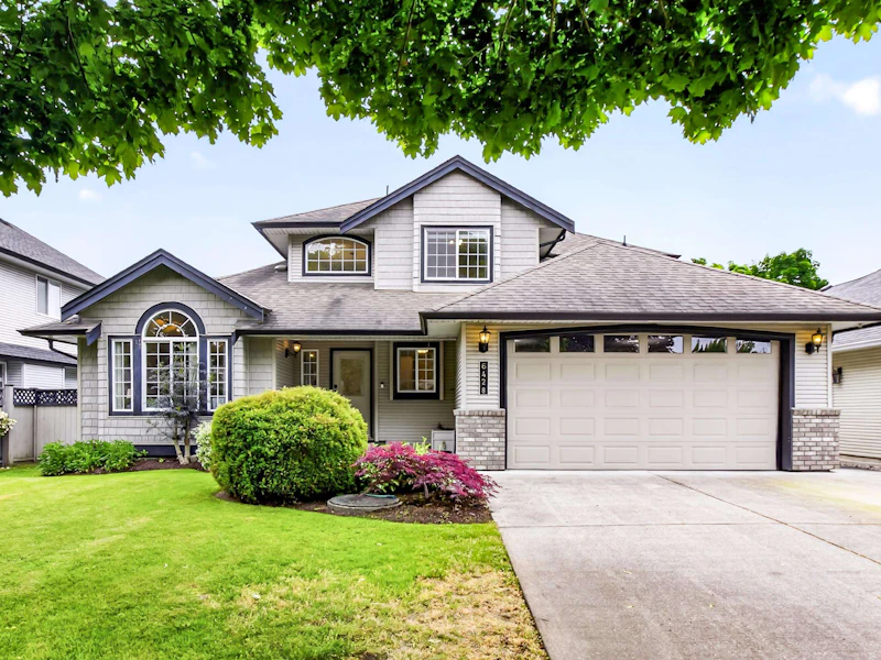 6428 188a Street, Surrey BC V3S 8V3