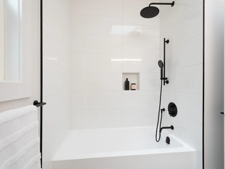 827 E 32nd Avenue, Vancouver, BC, V5V 2Y7 - 24