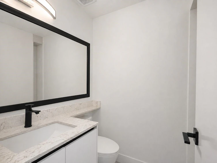 827 E 32nd Avenue, Vancouver, BC, V5V 2Y7 - 35
