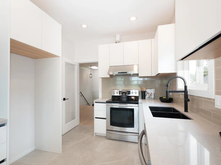 827 E 32nd Avenue, Vancouver, BC, V5V 2Y7 - 15