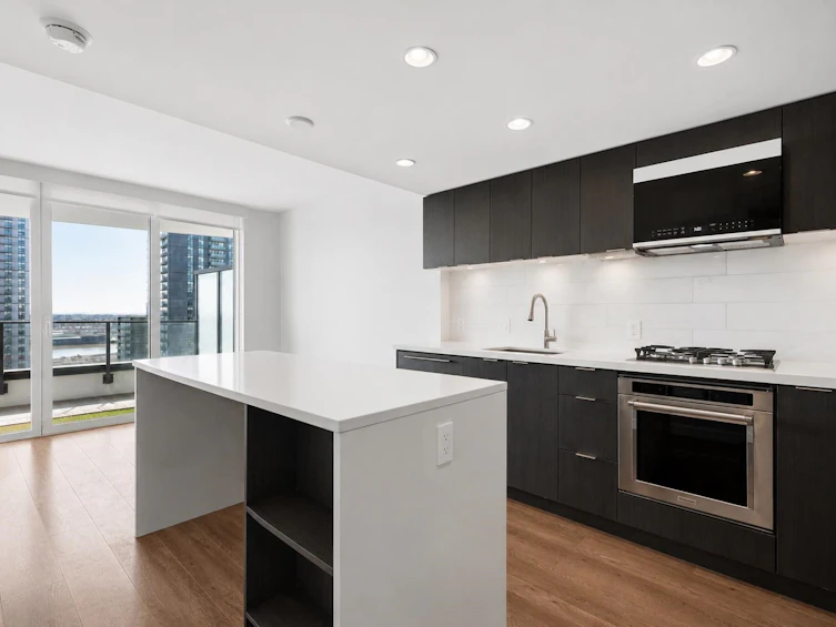 1909-8189 Cambie Street, Vancouver, BC, V6P 0G6