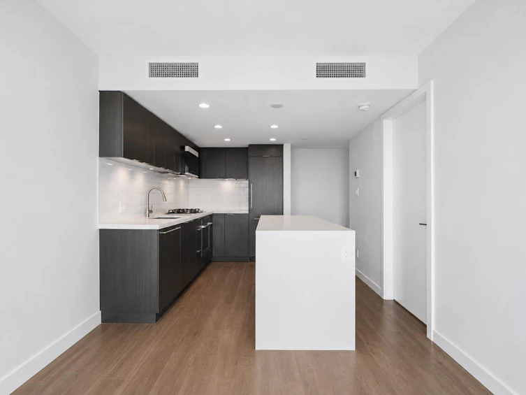 1909-8189 Cambie Street, Vancouver, BC, V6P 0G6 - 3