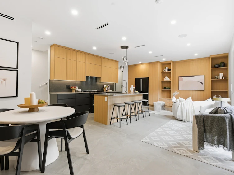 1-2091 E 20th Avenue, Vancouver, BC, V5N 2L1 - 5