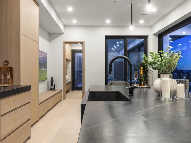 1066 Fulton Avenue, West Vancouver, BC, V7T 1N2 - 8