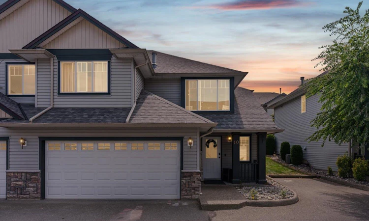 10-46330 Valleyview Road