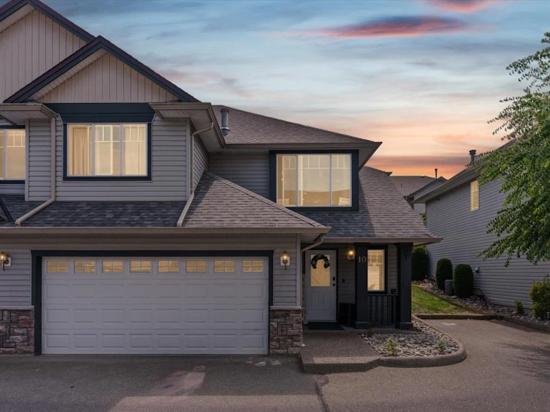 10 - 46330 Valleyview Road, Chilliwack BC V2R 5S6