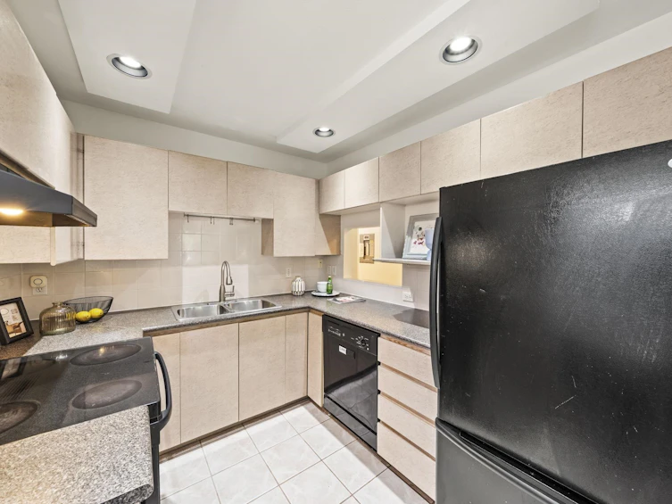 302-1406 W 73rd Avenue, Vancouver, BC, V6P 3E8 - 11