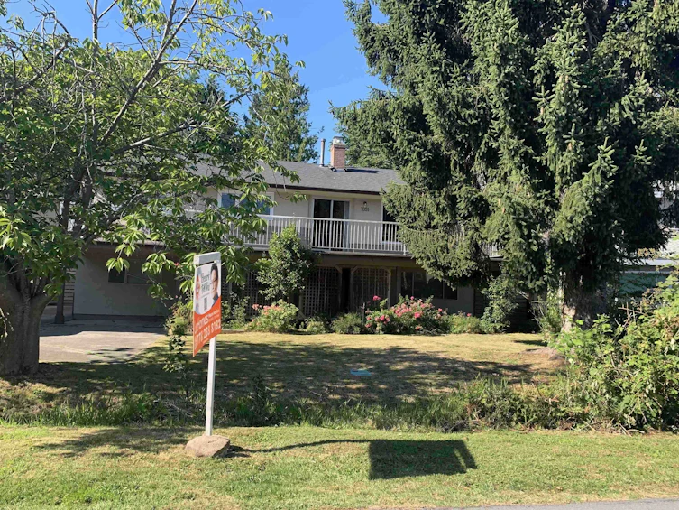 7851 Bennett Road, Richmond, BC, V6Y 1N3 - 2