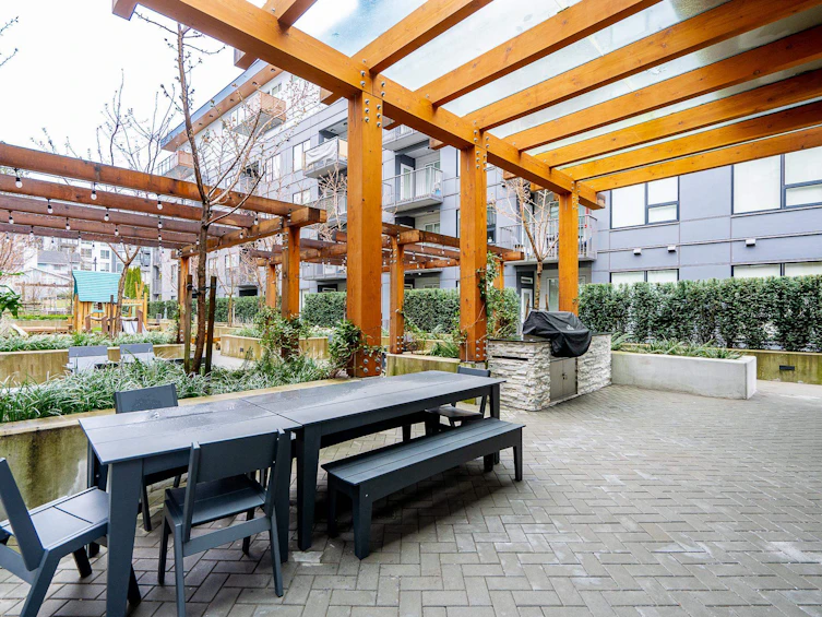 304-645 Como Lake Avenue, Coquitlam, BC, V3J 0N9 - 24