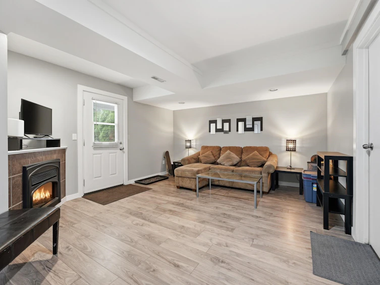 8912 213 Street, Langley, BC, V1M 1Z3 - 19