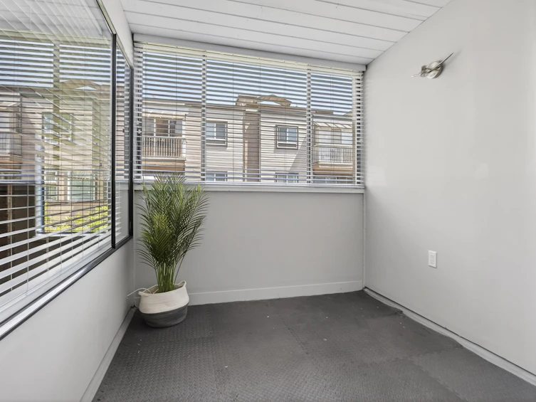 203-1410 Blackwood Street, Surrey, BC, V4B 3V4 - 19