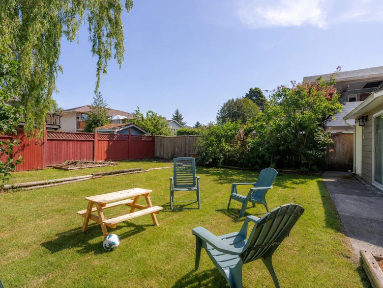 5489 Maple Crescent, Delta, BC, V4K 1G3 - 32