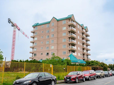 803-45745 Princess Avenue - 2